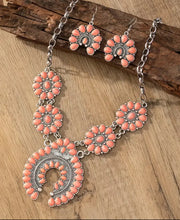 Load image into Gallery viewer, Peach Squash Blossom Jewelry Set