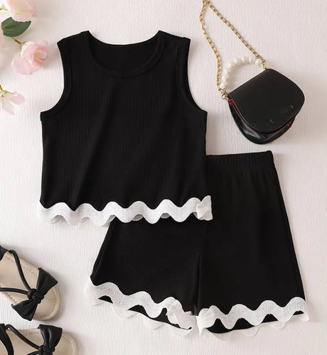 Wavy Edge Short Outfit