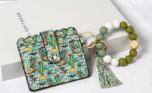 Load image into Gallery viewer, Key wristlets wallets