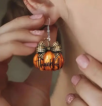 Load image into Gallery viewer, Acrylic Bow Pumpkin Earrings