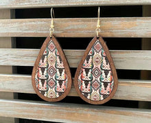 Load image into Gallery viewer, Western Wooden earrings