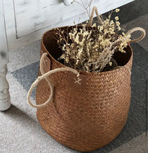 Load image into Gallery viewer, Farmhouse Woven Basket