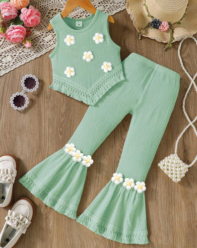 Sage Daisy Pant Outfit