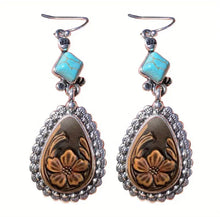 Load image into Gallery viewer, Waterdrop Flower Earrings