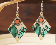 Load image into Gallery viewer, Geometric Cactus earrings