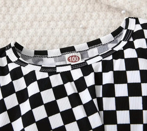 Knitted Hem Checkered Outfit
