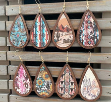 Load image into Gallery viewer, Western Wooden earrings