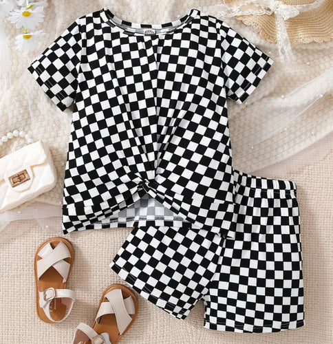 Knitted Hem Checkered Outfit