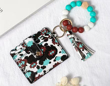 Load image into Gallery viewer, Key wristlets wallets