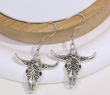 Load image into Gallery viewer, Decorative Bull earrings