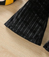 Load image into Gallery viewer, Velvet ribbed Flare pants