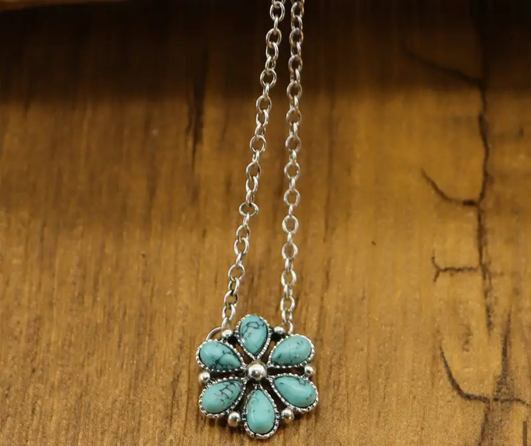 Small Flower Cluster Necklace