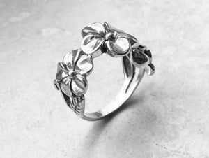 Flower ring