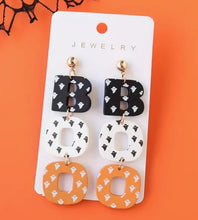 Load image into Gallery viewer, Boo Earrings