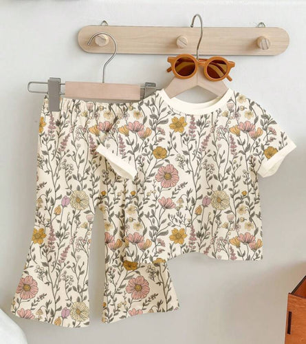 Floral Pant Outfit