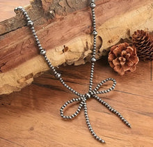 Load image into Gallery viewer, Navajo Pearl Bow Necklace