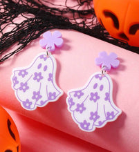 Load image into Gallery viewer, Flowered Ghost Earrings