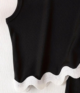 Wavy Edge Short Outfit