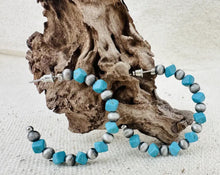Load image into Gallery viewer, Navajo Pearl Hoop Earrings