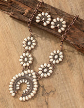 Load image into Gallery viewer, White squash blossom necklace set