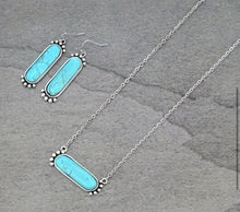 Load image into Gallery viewer, Rounded Bar necklace and earring set