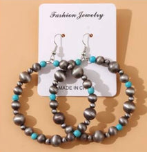 Load image into Gallery viewer, Navajo Pearl Hoops