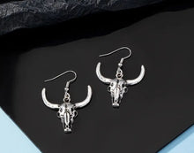 Load image into Gallery viewer, Steer skull earrings