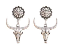 Load image into Gallery viewer, Concho steer post earrings