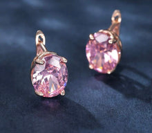 Load image into Gallery viewer, Pink stud earrings