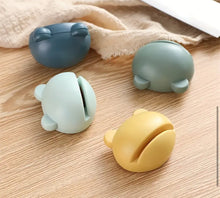 Load image into Gallery viewer, Froggie Knife Sharpener