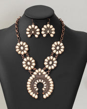Load image into Gallery viewer, White squash blossom necklace set