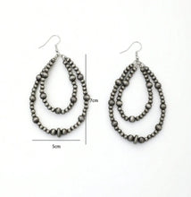 Load image into Gallery viewer, Double loop Navajo pearl earrings