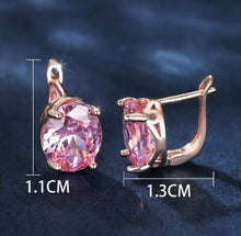 Load image into Gallery viewer, Pink stud earrings