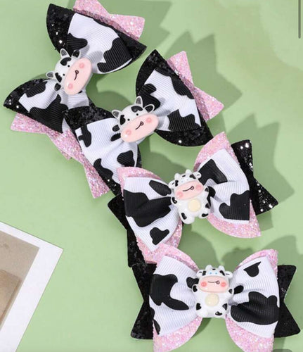 Cow Charm  Bows