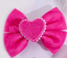 Load image into Gallery viewer, Velvet Heart Bow