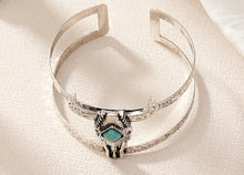 Load image into Gallery viewer, Cattle Head Cuff Bracelet