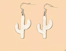 Load image into Gallery viewer, Aztec Cactus earrings