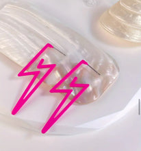Load image into Gallery viewer, Hollow Acrylic Lightening bolt earrings