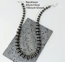 Load image into Gallery viewer, Flat Navajo pearl necklace