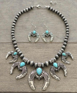 Navajo pearl squash blossom necklace with pendant & earrings