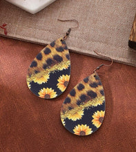 Load image into Gallery viewer, Wood Waterdrop sunflower cow earrings