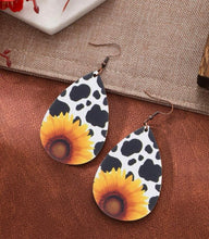 Load image into Gallery viewer, Wood Waterdrop sunflower cow earrings