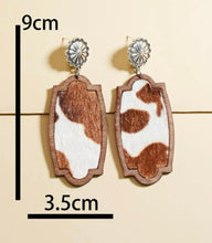 Load image into Gallery viewer, Wooden Cow earrings