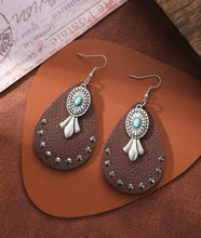 Load image into Gallery viewer, Waterdrop leather earrings