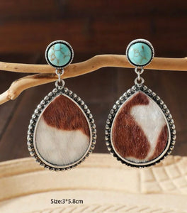 Waterdrop fur/turquoise earrings