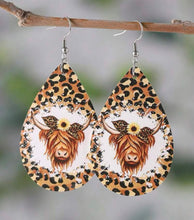 Load image into Gallery viewer, Waterdrop leopard cow earrings