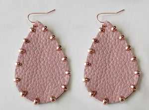 Teardrop leather earrings