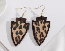 Load image into Gallery viewer, Wooden arrowhead earrings