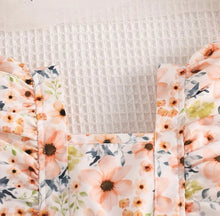 Load image into Gallery viewer, Spring Floral Bummie set