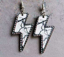 Load image into Gallery viewer, Lightening bolt earrings